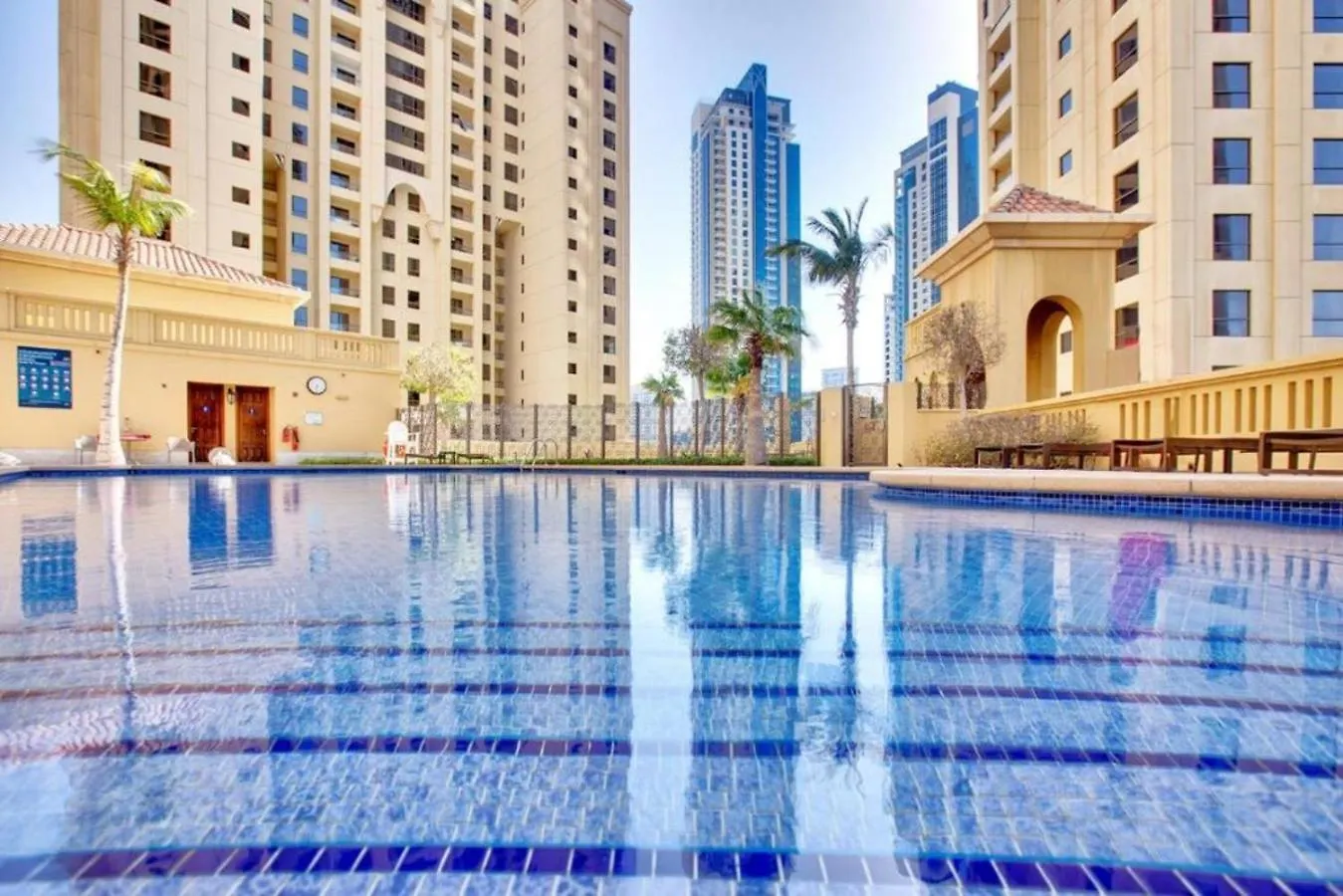 Sadaf 4 3Br+Maid'S Room Dubai Apartment